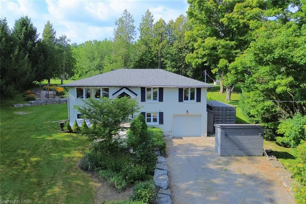 843 Governor's Road