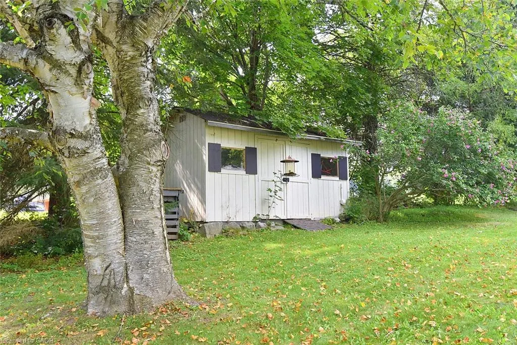 843 Governor's Road