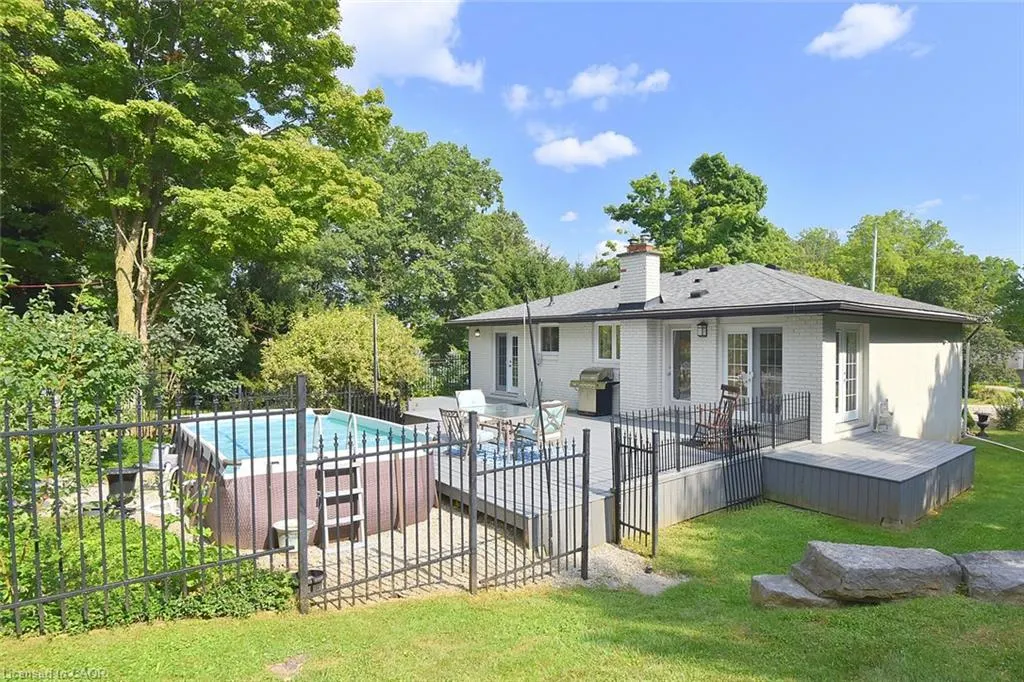 843 Governor's Road