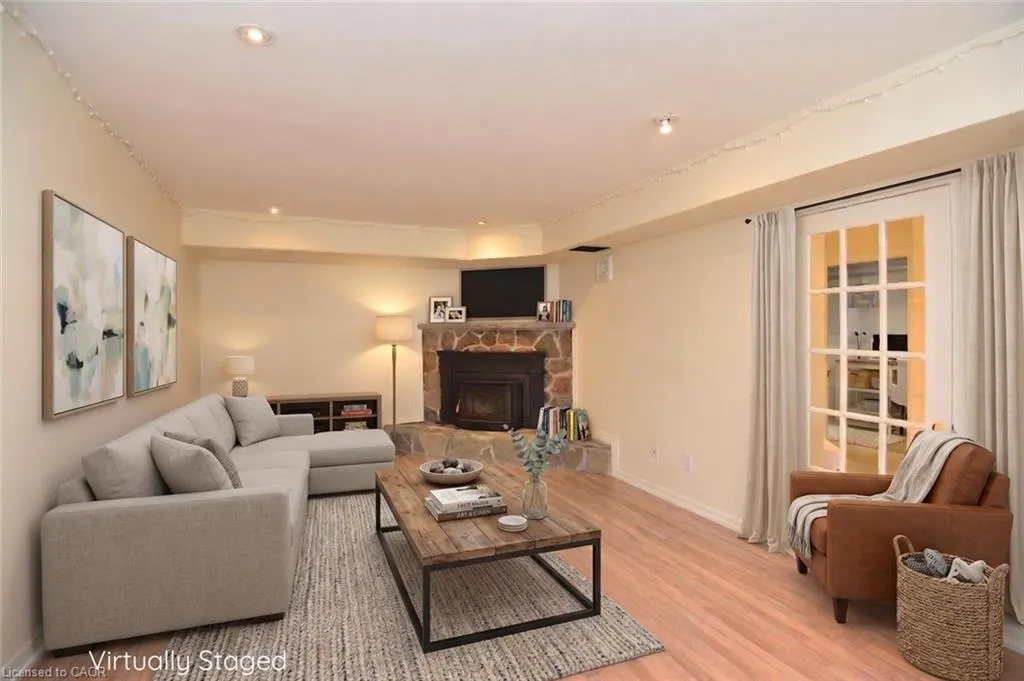843 Governor's Road