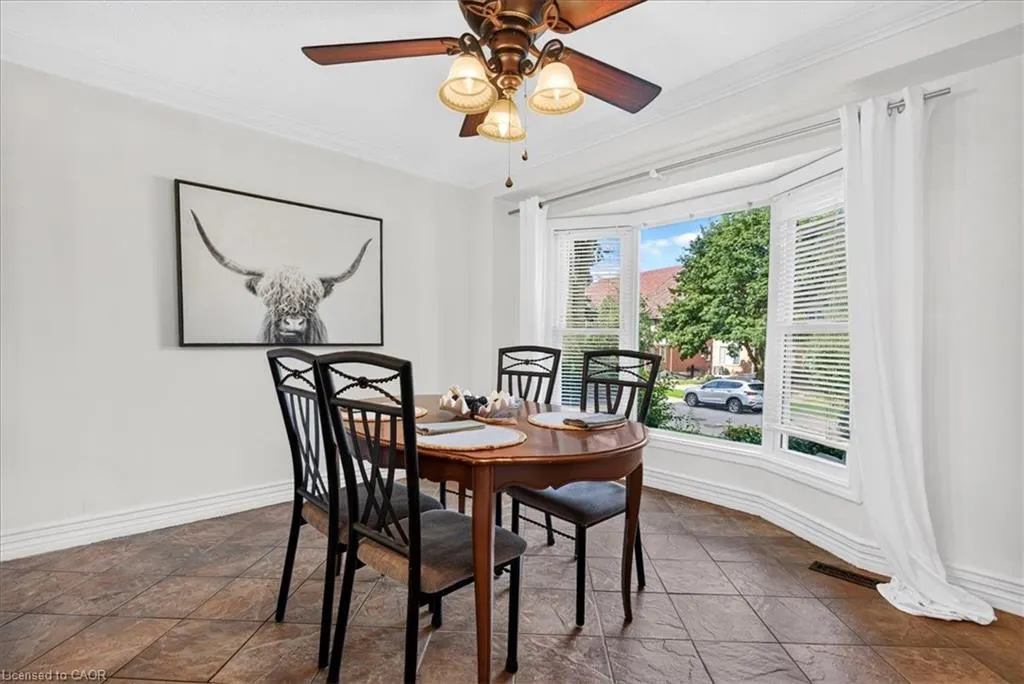 52 Sunvale Place