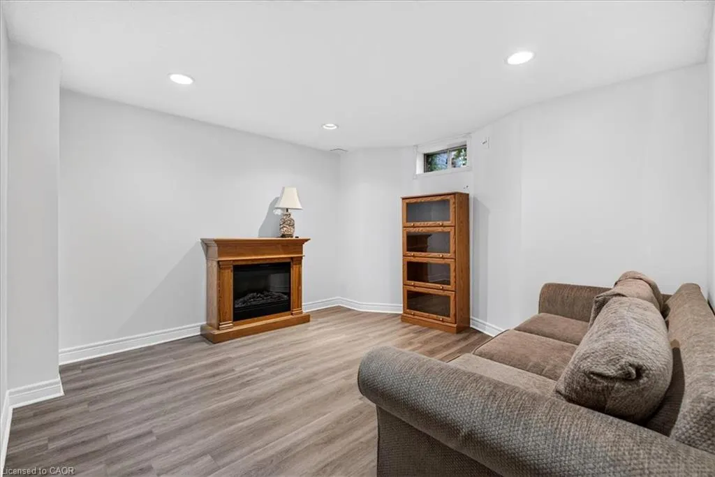 52 Sunvale Place