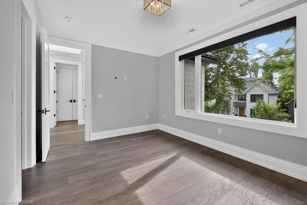 533 Carson Lane