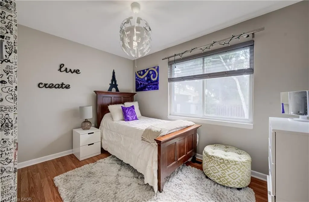 21 Loma Drive
