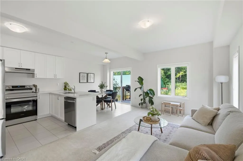 305 Garner Road W #68