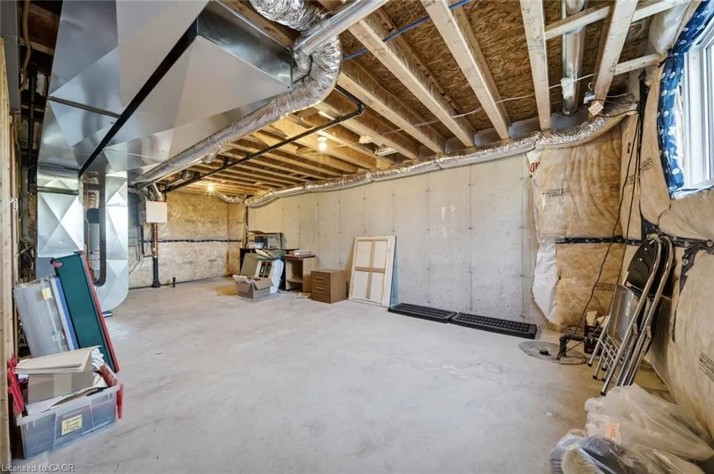 744 Nelson Street W #10