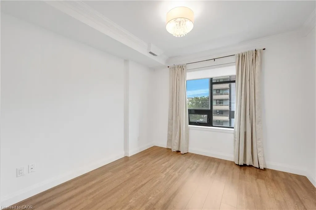 30 Hamilton Street S #313