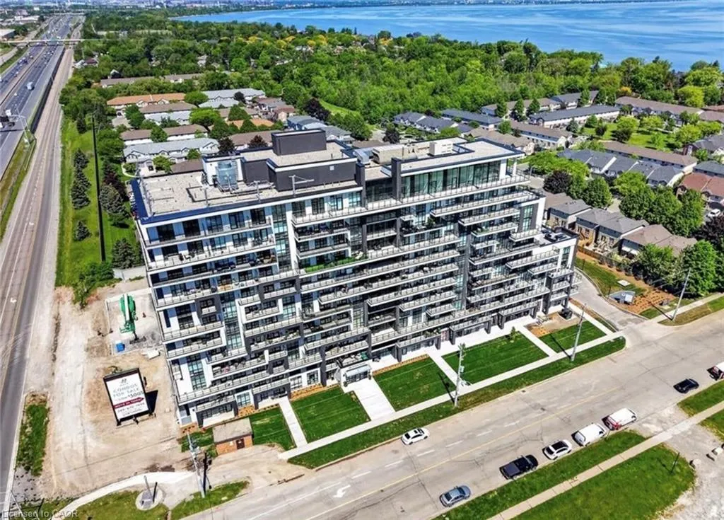 461 Green Road #205
