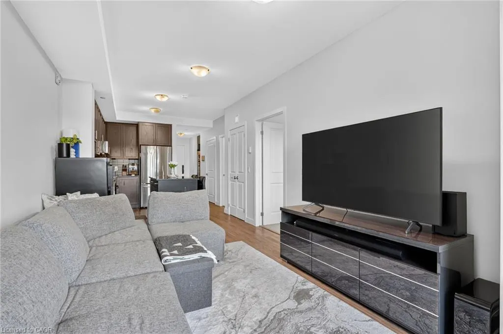 461 Green Road #205