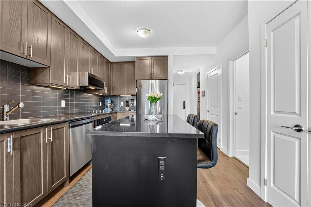 461 Green Road #205