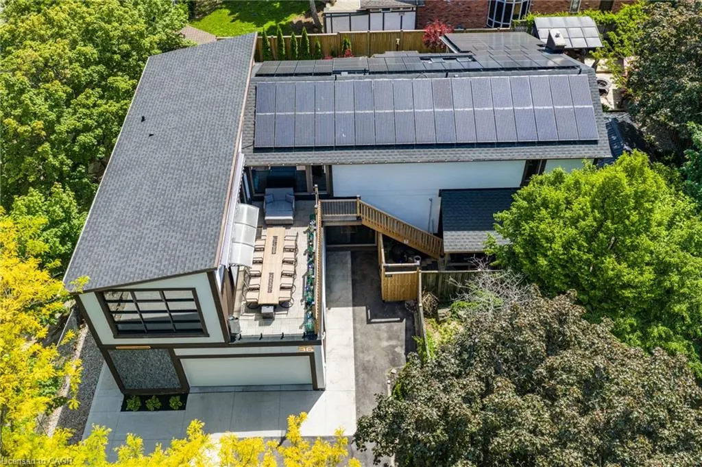 36 Lakeview Drive