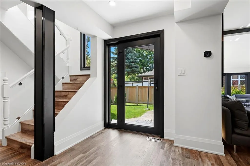 36 Lakeview Drive