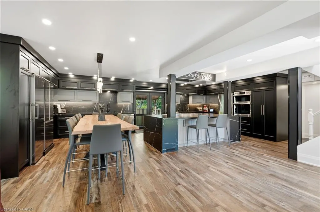 36 Lakeview Drive