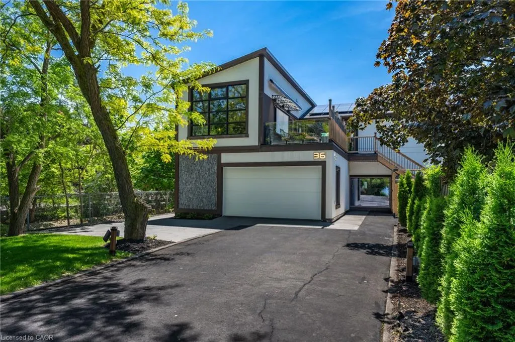 36 Lakeview Drive