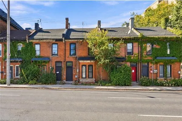 51 Wellington Street N