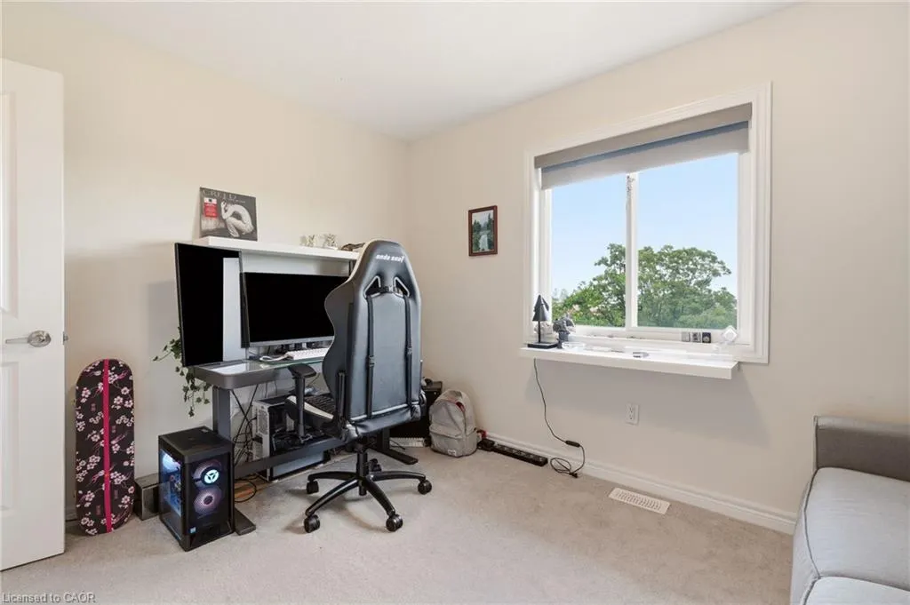 67 Pinot Crescent