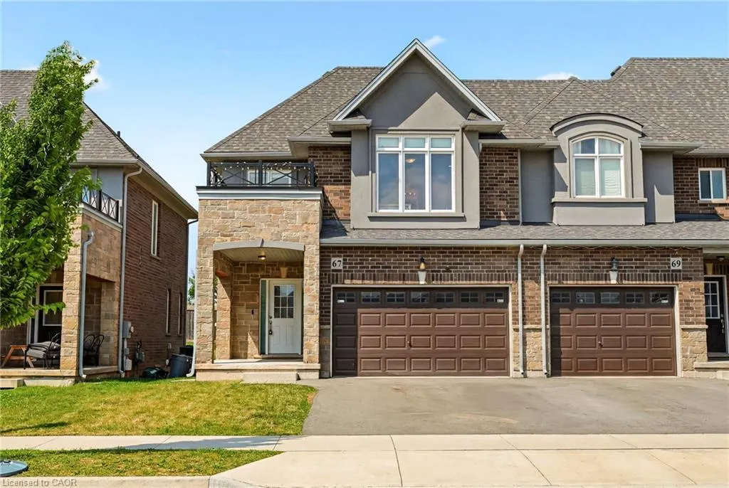 67 Pinot Crescent