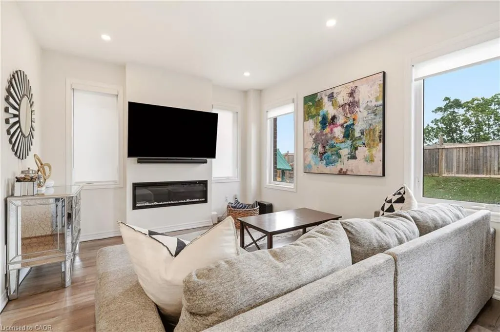 67 Pinot Crescent