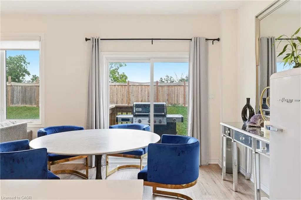 67 Pinot Crescent