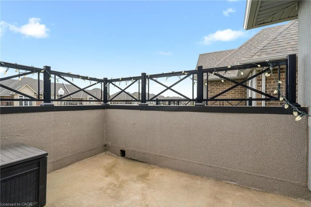 67 Pinot Crescent