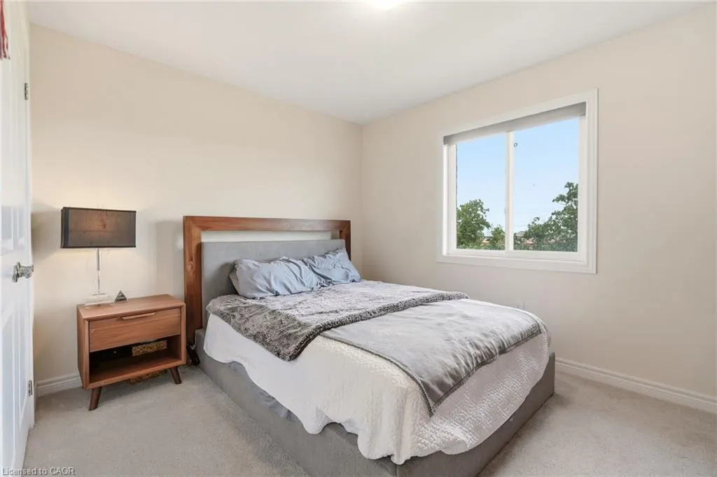 67 Pinot Crescent