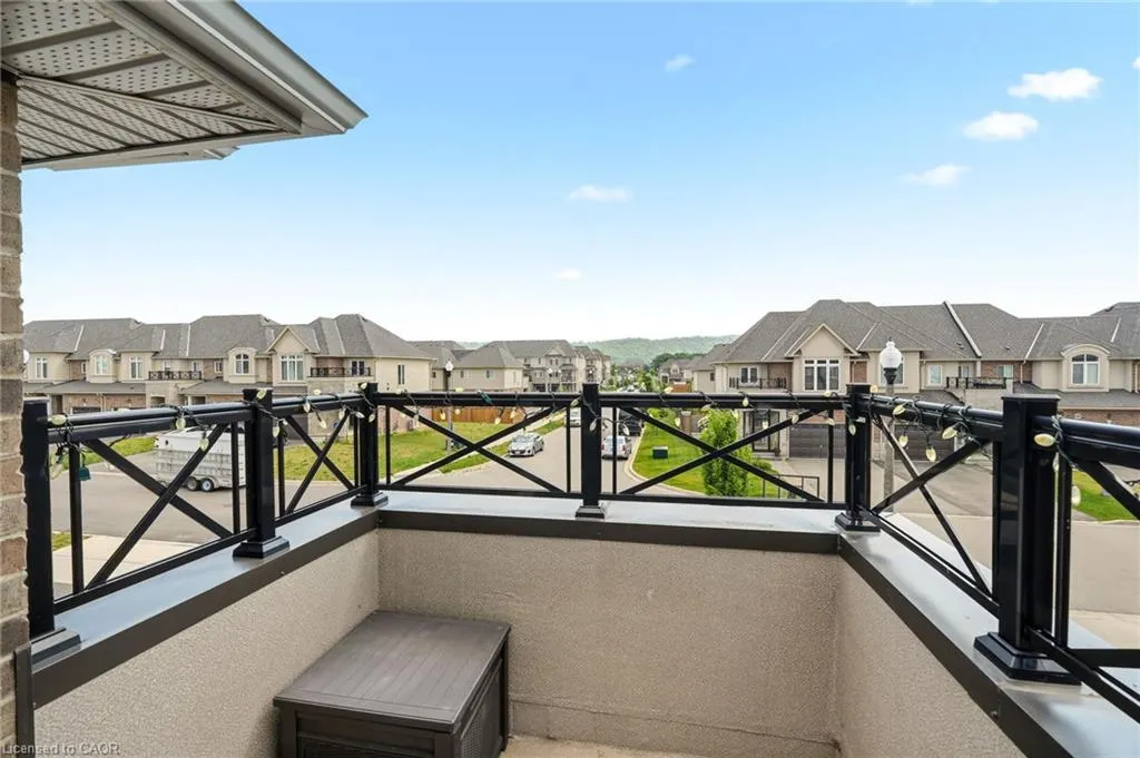 67 Pinot Crescent