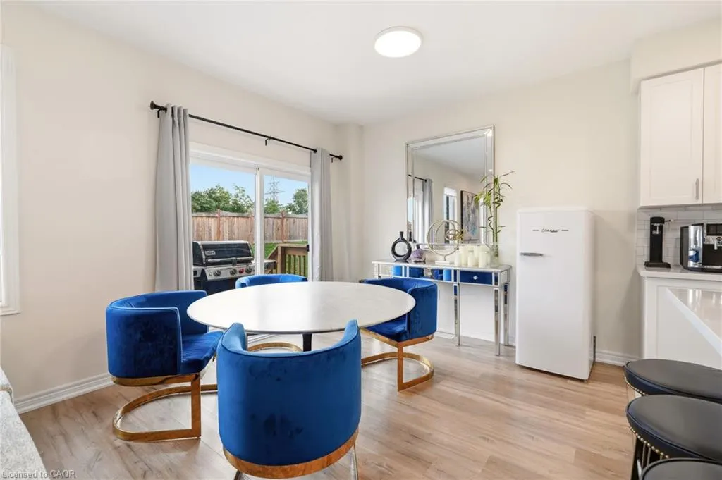 67 Pinot Crescent