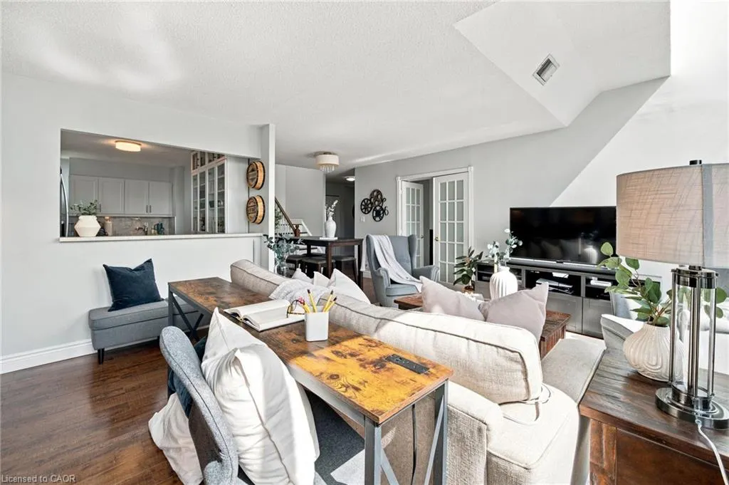 200 Robert Speck Parkway #PH1