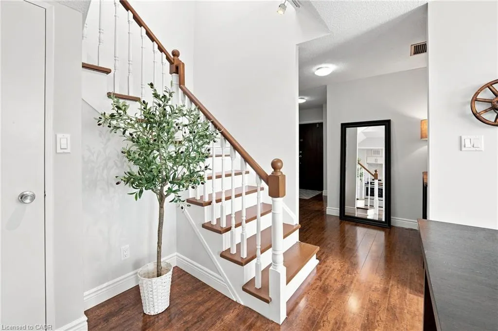 200 Robert Speck Parkway #PH1