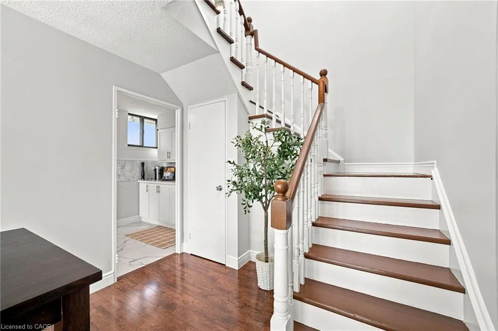 200 Robert Speck Parkway #PH1