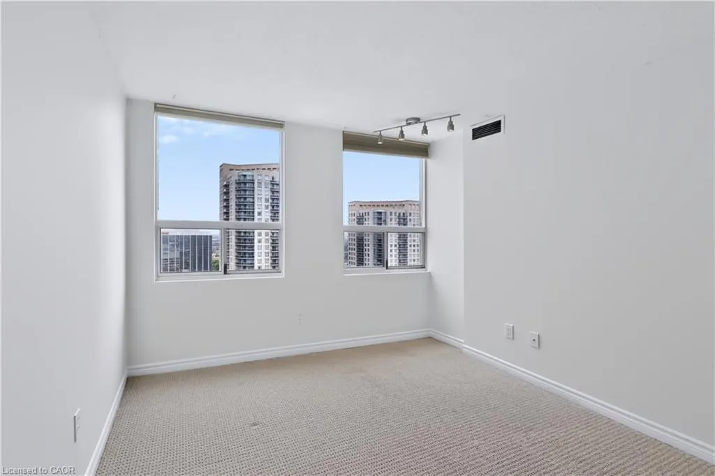 3650 Kaneff Crescent #2801