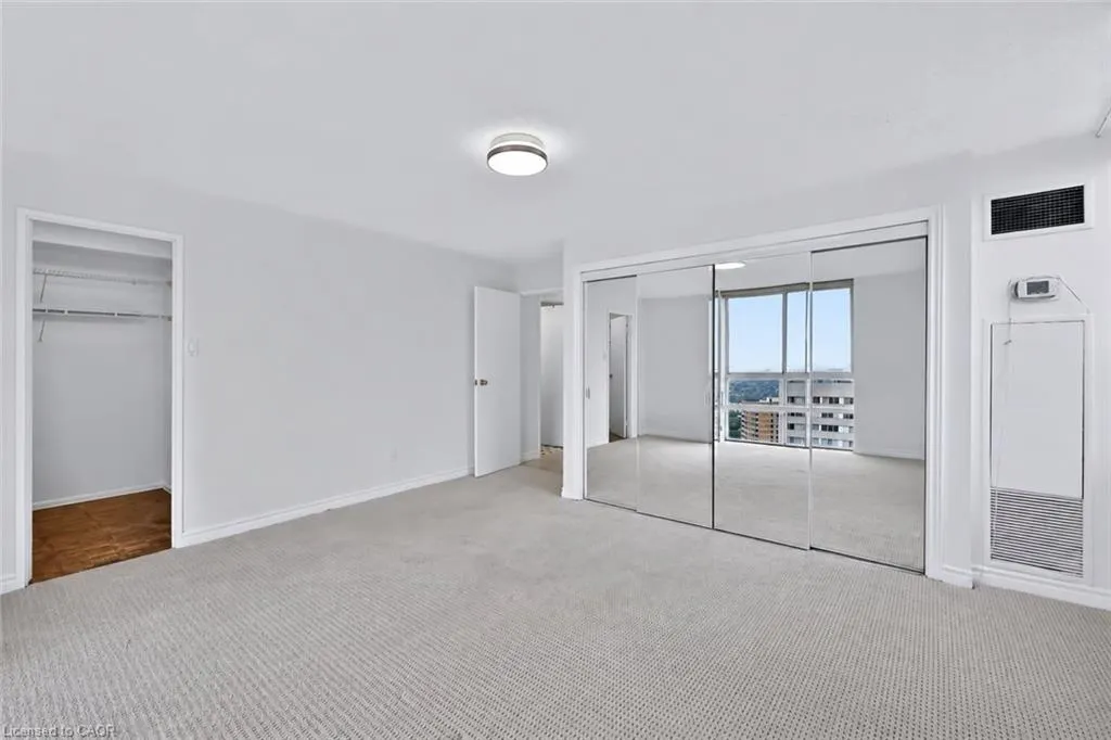 3650 Kaneff Crescent #2801