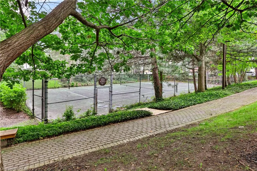 3650 Kaneff Crescent #2801
