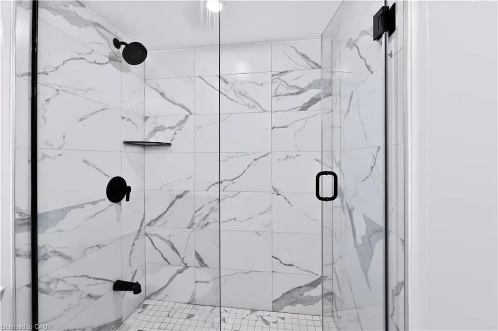 3650 Kaneff Crescent #2801