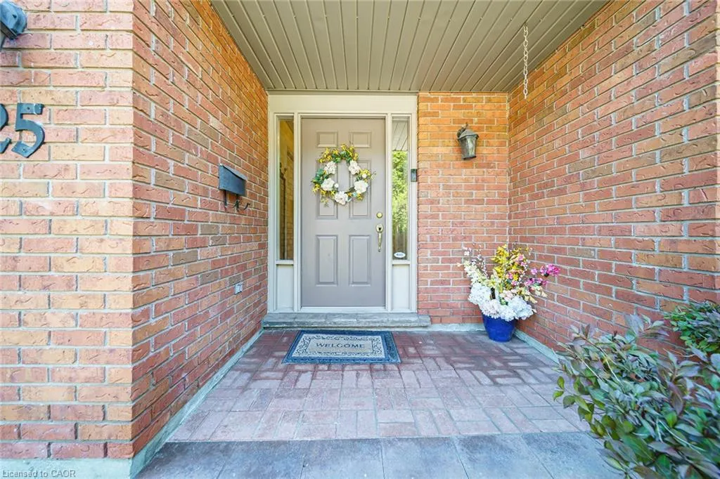 30 Osler Drive #25