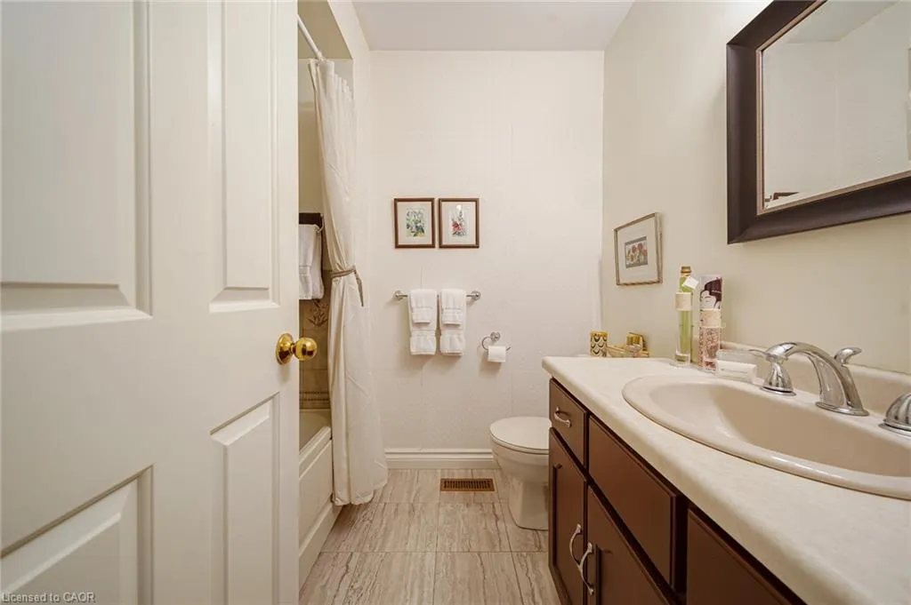 30 Osler Drive #25