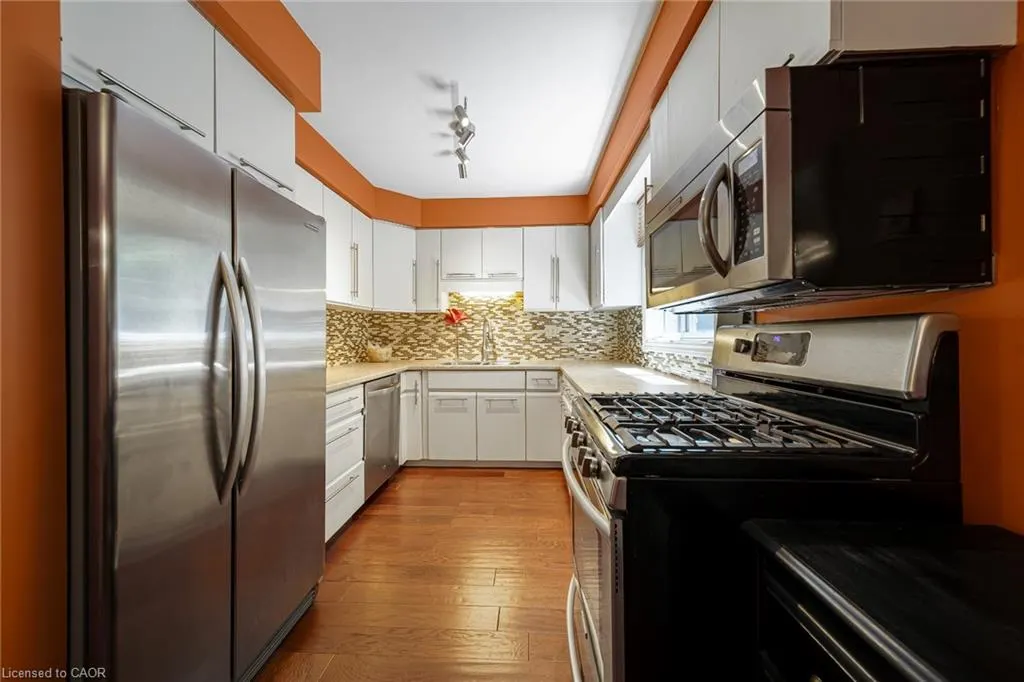 30 Osler Drive #25