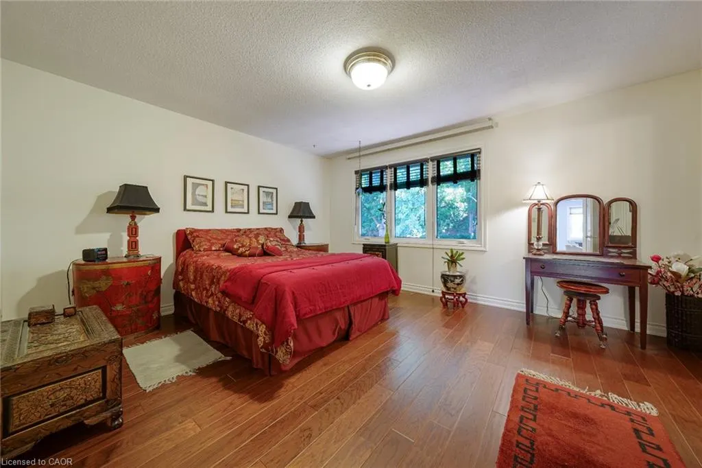 30 Osler Drive #25