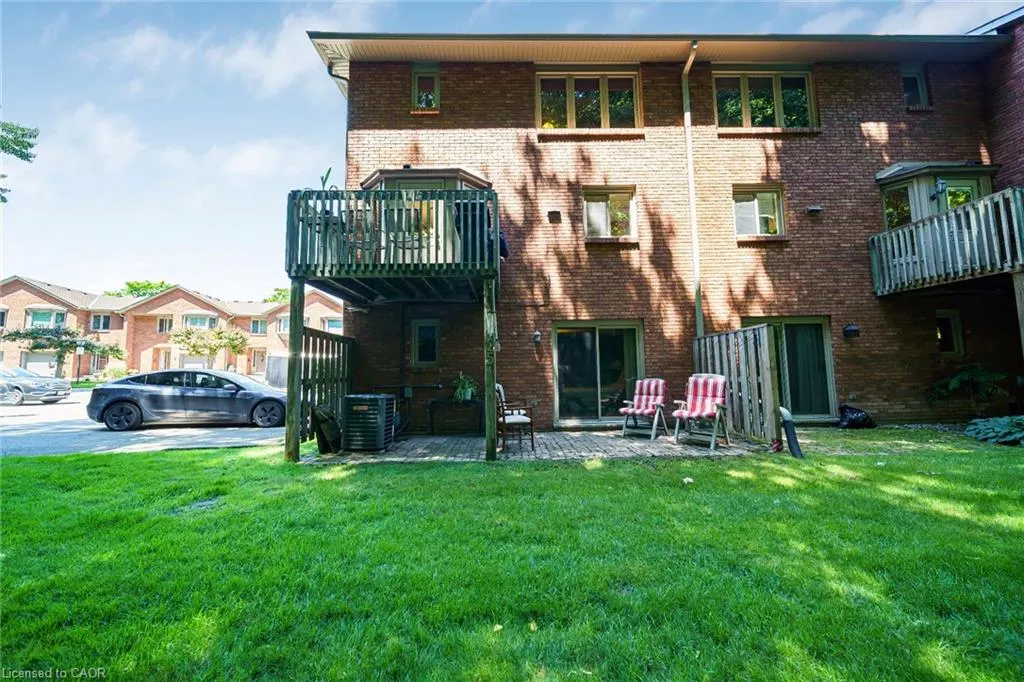 30 Osler Drive #25