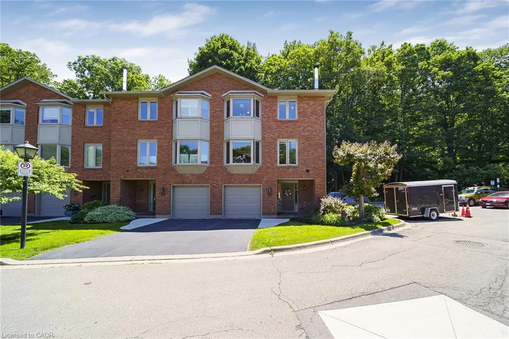 30 Osler Drive #25