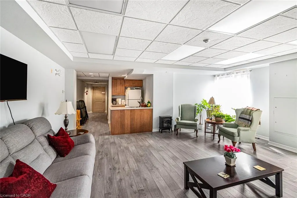 56 Kerman Avenue #105