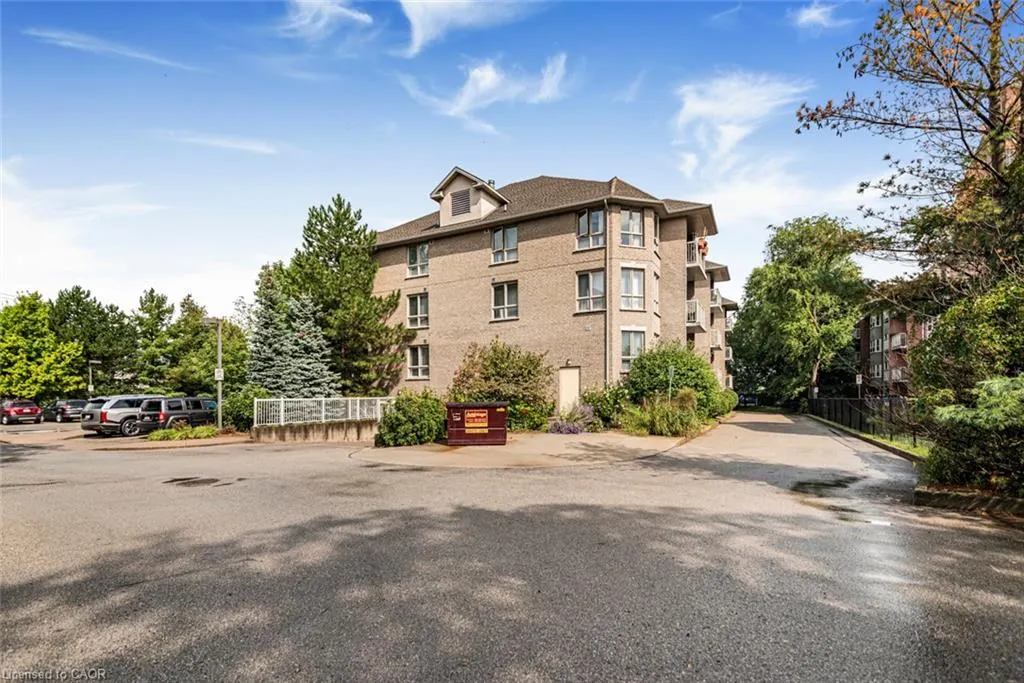 56 Kerman Avenue #105