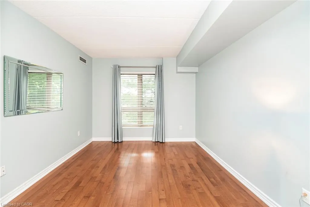 56 Kerman Avenue #105