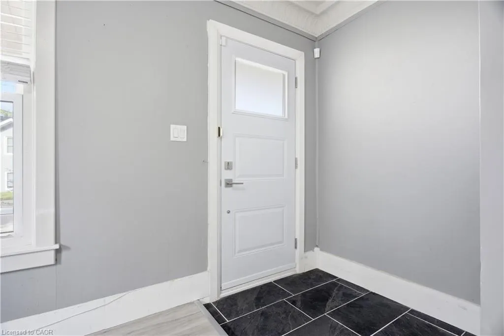 1108 Queenston Road
