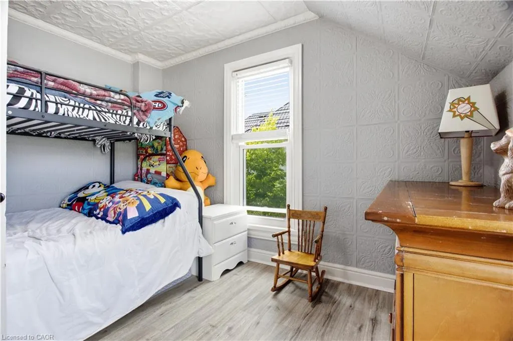1108 Queenston Road