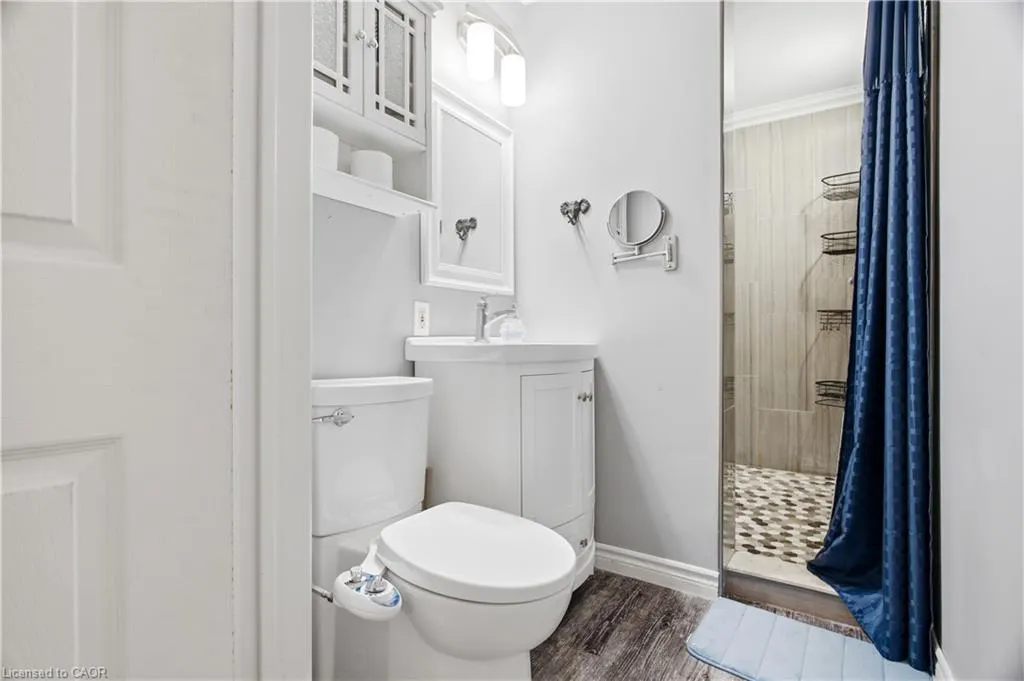 1108 Queenston Road