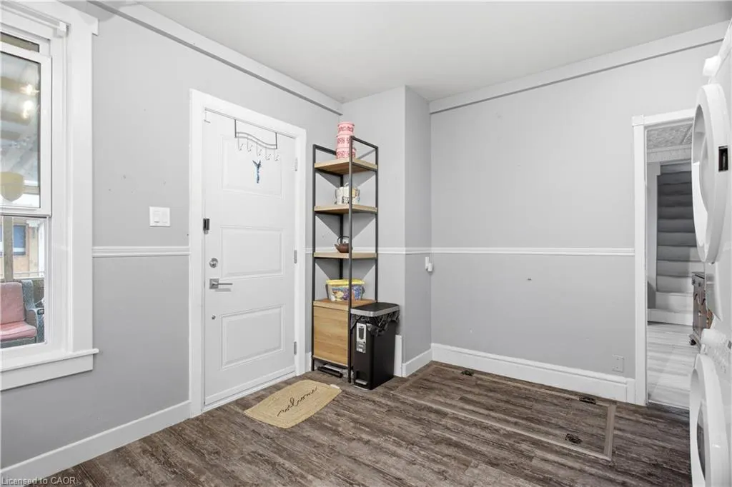 1108 Queenston Road