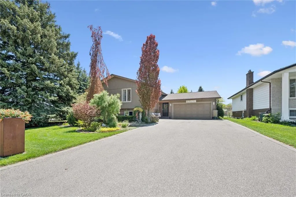 1 Pintail Drive