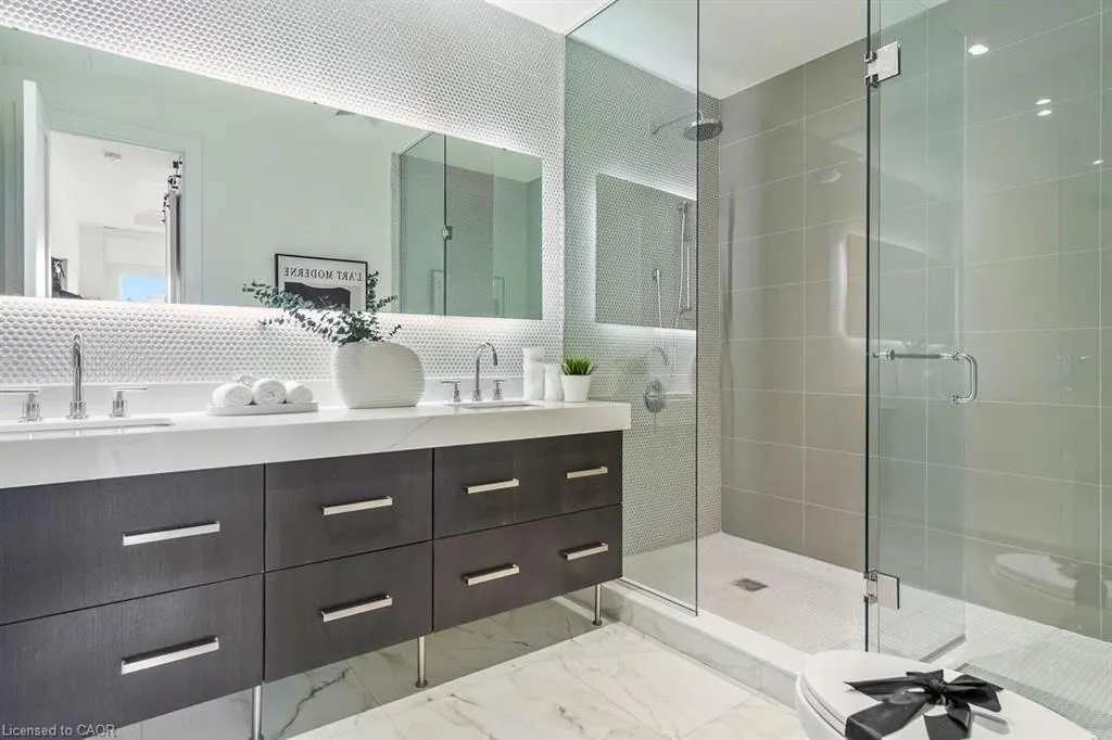 123 Maurice Drive #105