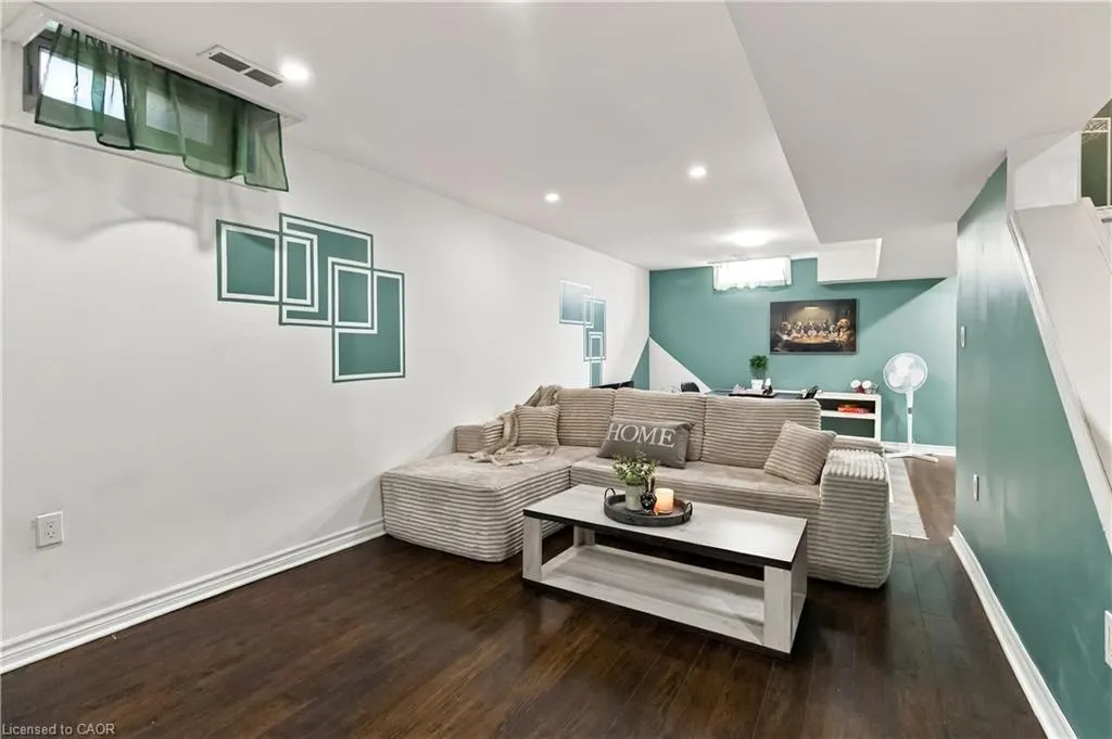 608 Woodward Avenue